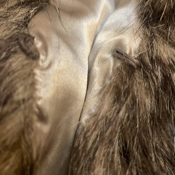 Faux fur vest - Picture 8 of 10